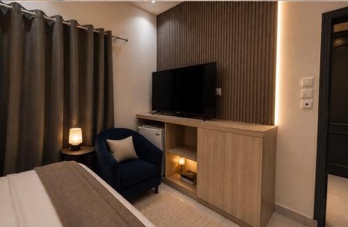 Al Bawadi Apartment | غرفة وحمام