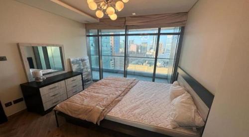 Awali Apartment | Modern 1-Bedroom Apartment with Stunning City & Sea Views at Era Tower