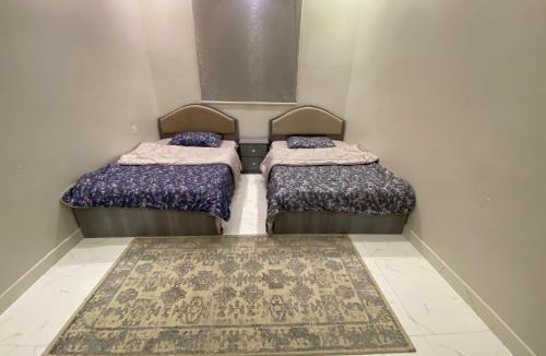 Al Kura Apartment | شقة مميزة بثلاث غرف نوم وحمامين وصالة ومطبخ في الحمدانية j6