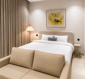 Hera Street Apartment | Luxe Apartment JED