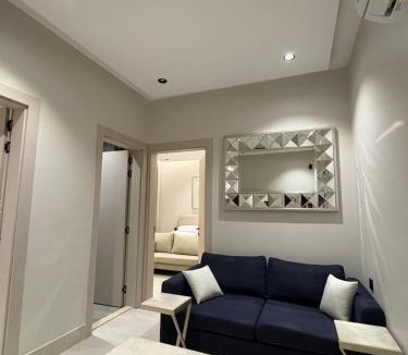 Hera Street Apartment | Luxe Apartment JED