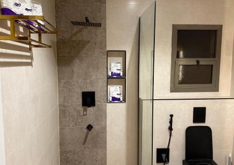 Al Aziziyah Apartment | Abeer1