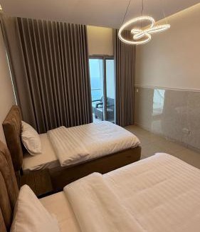 Ash Shati Apartment | شقة فاخرة 150م إطلالة بحرية Damac Jacuzzi