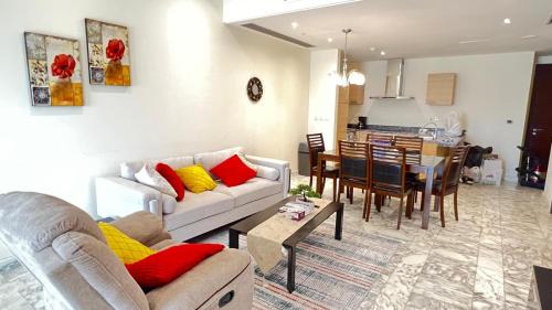 Manama Apartment | Luxury 1-Bedroom Waterfront Apartment with Large Terrace, Reef Island