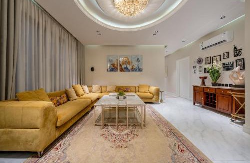 Riyadh Apartment | شقة فاخرة ٣ غرف وصالة ٣