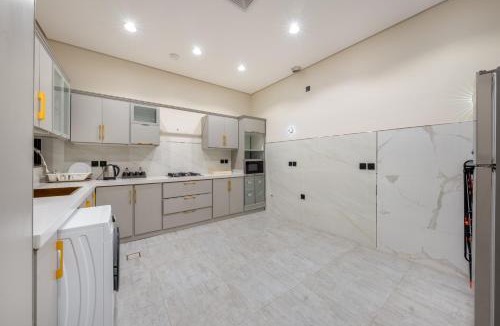 Riyadh Apartment | شقة فاخرة ٣ غرف وصالة ٣