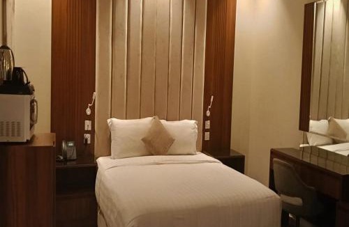 Ash Shati Hotel | المهاجر للشقق المخدومة بالكورنيش