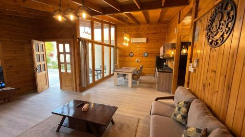 Banban Ski Chalet | تمبر هاوس بنبان 6 Timber Haven Binban