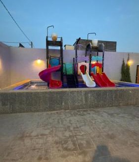 Banban Ski Chalet | شاليه 5 امواج تمبر هاوس Timber House