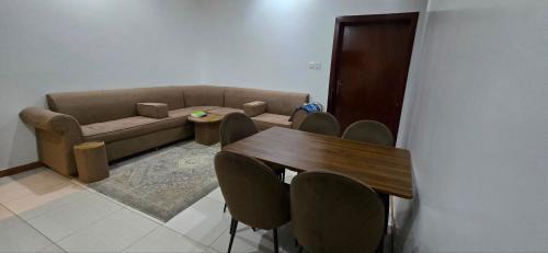 Muhayil Apartment | نسيم الربيع للشقق المخدومة