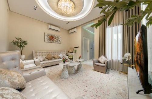 Riyadh Apartment | شقة غرفة وصالة وجلسة خارجية بالعارض ٨