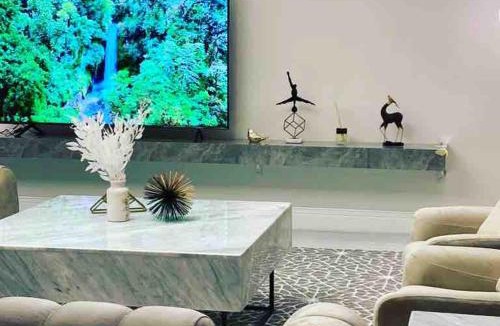 Sakaka Villa | Majestic Villa