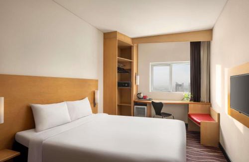 Sanabis Hotel | ibis Seef Manama