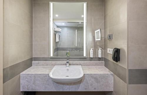 Mecca Hotel | Radisson Hotel Makkah Thakher City
