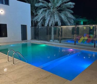 Al-Hofuf Resort | منتجع واحة العز بالهفوف