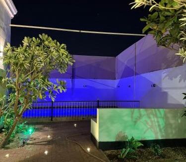 Yanbu Apartment | استراحة لورا الفندقية