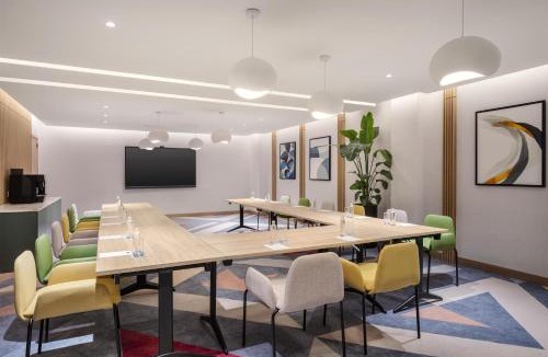 Jeddah Hotel | Hampton By Hilton Jeddah Souq7