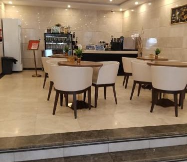 Mecca Hotel | Open hotel