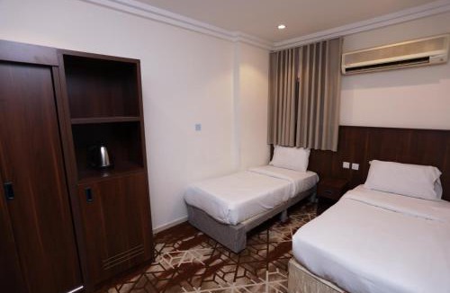 Mecca Hotel | رافت رمزي المرزقي الكتبي