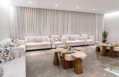 Taif House | فله روف بحديقه وجلسه خارجيه