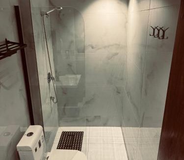 AlUla Apartment | Suite aloraini اجنحة العريني 2