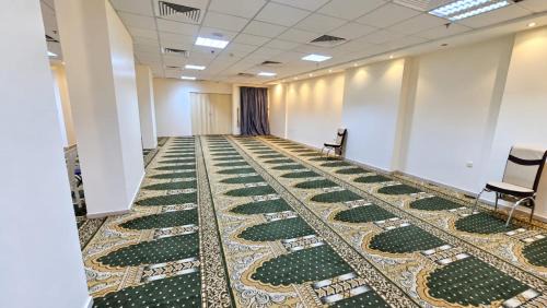 Mecca Hotel | Dhakher Plaza Hotel - Free shuttle to and from the Haram