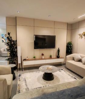 Al-Hofuf Ski Chalet | شاليه لوزون - Luzon Chalet