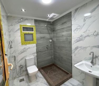 Abu Arish Hotel | فندق النسيم