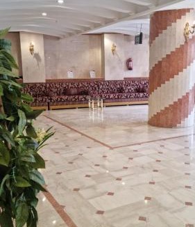 Al Aziziyah Hotel | فندق دانة السلاطين