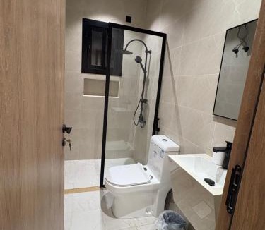 Hera Street Apartment | أستمتع بالتميز في حي النزهة