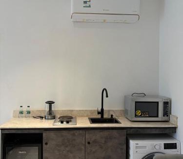 Al Khobar Apartment | Bright & Modern 1BR, Sea View