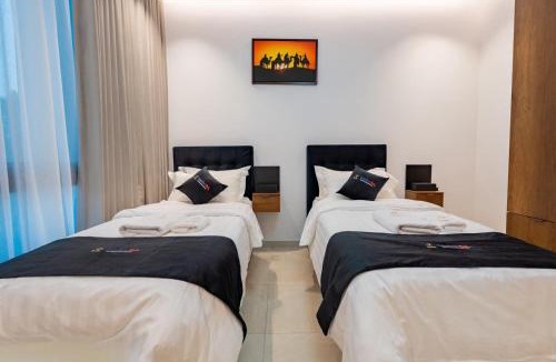 Al-Rawdah Apartment | ART boutique suite جناح فاخر بكرسي مساج و موقع راقي
