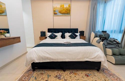 Al-Rawdah Apartment | ART boutique suite جناح فاخر بكرسي مساج و موقع راقي