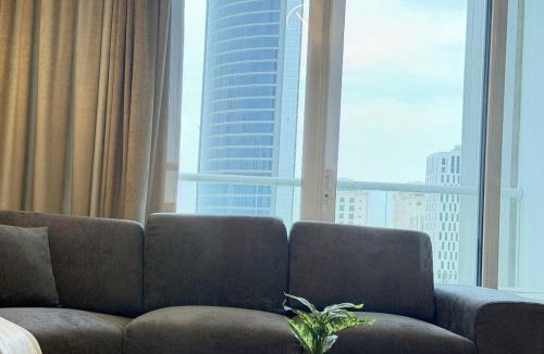 Block 428 Apartment | Family-Friendly 1BR Near City Centre FST506O