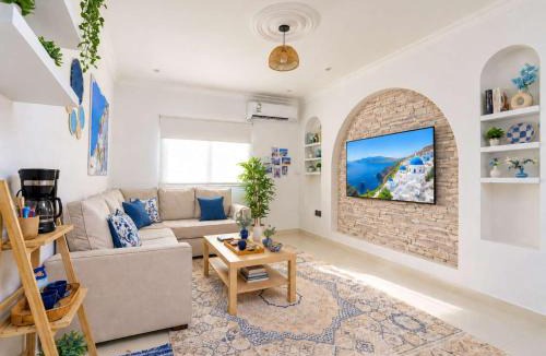 Dammam Apartment | Greek Home1