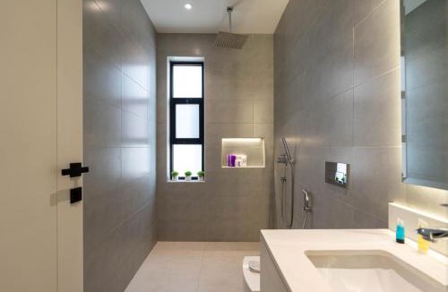 Dammam Apartment | فلورا فلاتس شقة فاخرة 3 غرف نوم قرب كورنيش الخبر
