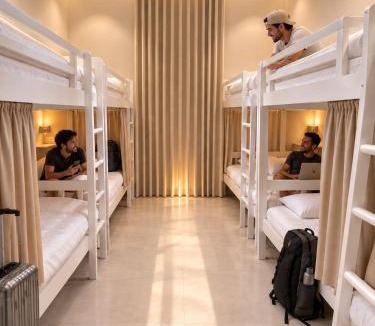 Sari Street Hostel | 12Hour Hostel - Jeddah