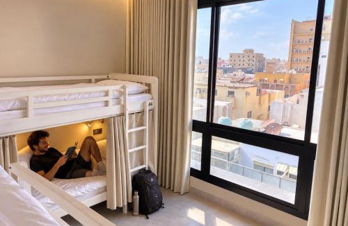 Sari Street Hostel | 12Hour Hostel - Jeddah للسياح فقط