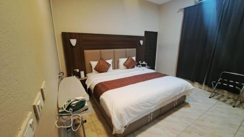 Al Baha Apartment | Al Eairy Serviced Apartments Company is a one person company