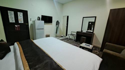 Al Baha Apartment | Al Eairy Serviced Apartments Company is a one person company
