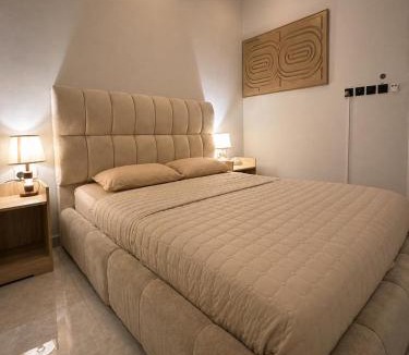 Dammam Apartment | شقة بغرفتين نوم وصالة هادئة ومعزولة
