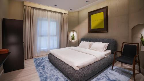 Hera Street Apartment | شقة فاخرة - غرفة سينما - قريبة من الواجهة البحرية 1