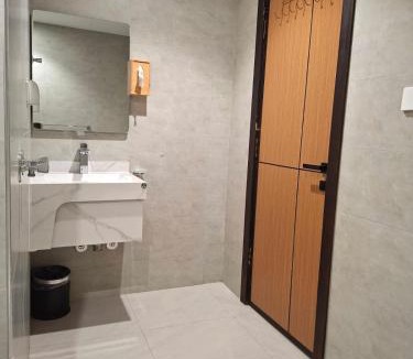 Tabuk Apartment | شقة Anas 401