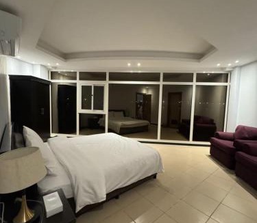 Dhahban Villa | فلل كوڤا بيتش - للعائلات فقط