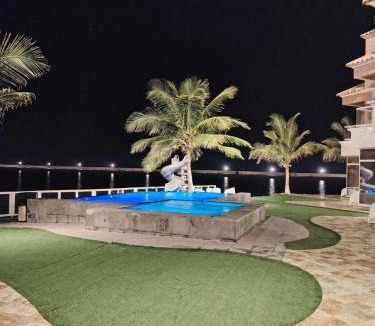 Dhahban Villa | فلل كوڤا بيتش - للعائلات فقط