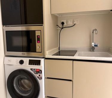 Al Khobar Apartment | Al Hamra Modern Suite, Khobar