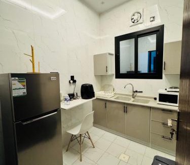 Hera Street Apartment | Modern Apartment 4