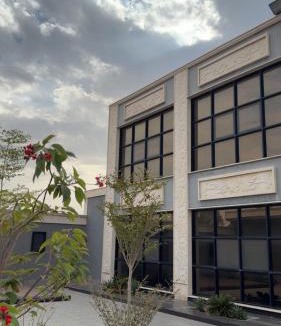 Buraydah Villa | Over lock