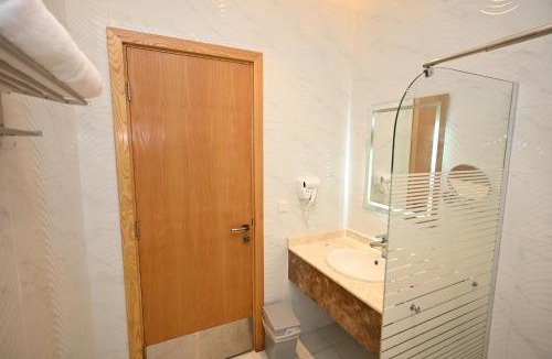 Durrat Al-Arous Apartment | شاليه لاقون للعائلات