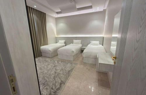 Medina Apartment | Aurion Executive Apartment - Next to Rashid Mall - Self Check-in